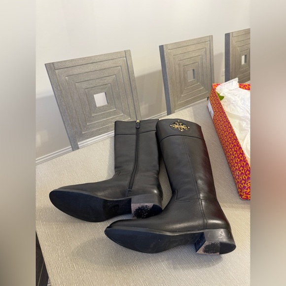 Tory Burch Kiernan 35mm Riding Boot - Picture 10 of 14